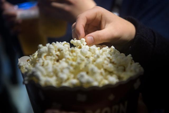 Film og popcorn hører sammen - byens børn kan få begge dele gratis når vinterferien nærmer sig.