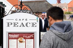 Populær café sat til salg - medarbejdere omplaceres