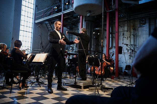 Aalborg Operafestival i Sprittens rå rammer. <i>Foto: Nicolas Cho Meier / Musikkens Hus</i>