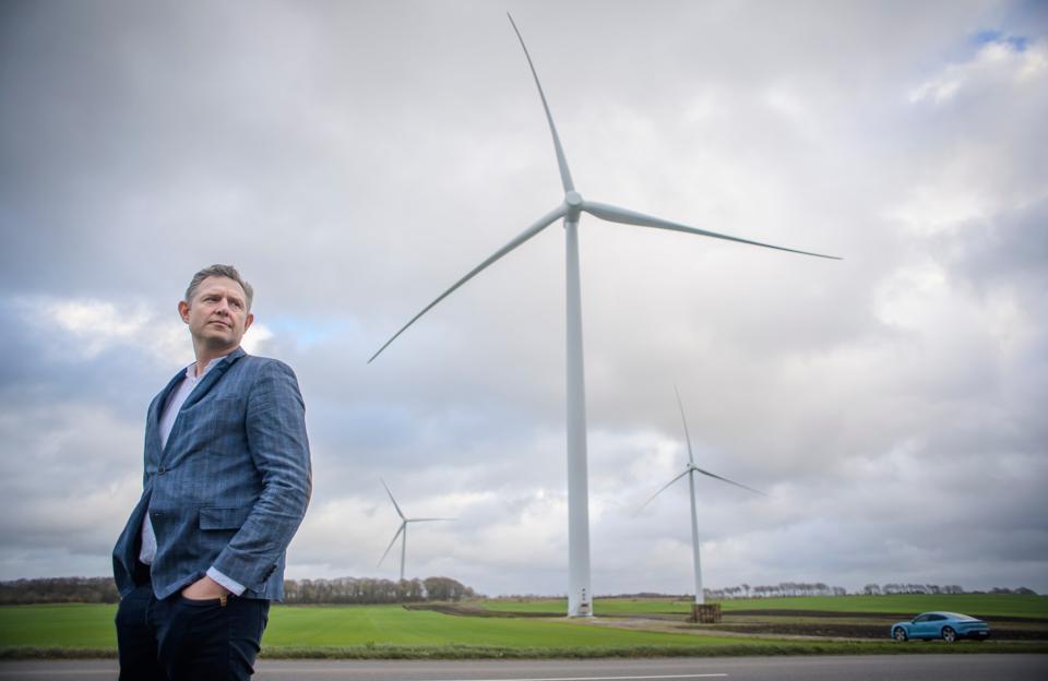 Jens Rasmussen er grundlægger og administrerende direktør for Eurowind, der nu lancerer planerne om fem energicentre. To kommer til at ligge i Nordjylland.  <i>Arkivfoto: Martin Damgård</i>