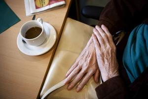 Ordførere kræver flere fuldtidsstillinger i ældreplejen