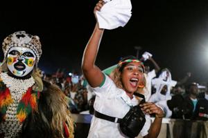 Senegal fejrer mesterskab med gadefester og ny helligdag