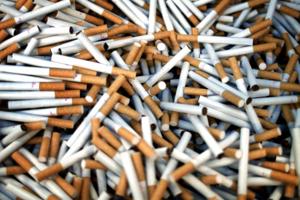 Kriminelle går fra smuglersmøger til cigaretfabrikker