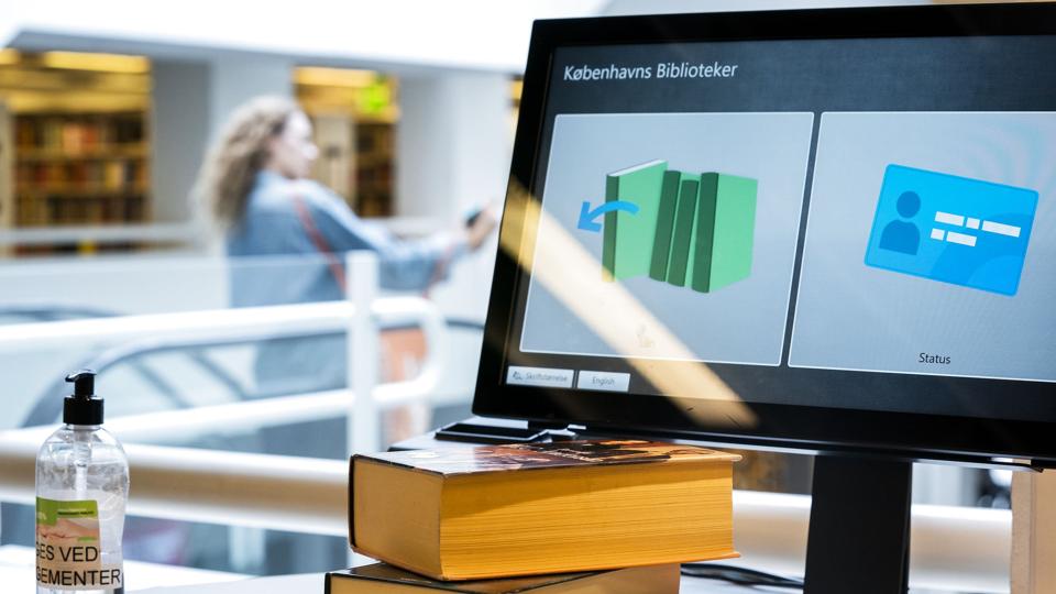 Ni mænd er ved Retten i Aarhus idømt mellem tre og otte års fængsel for omfattende databedrageri. De udgjorde ifølge rettens vurdering en kriminel organisation, der turnerede rundt på biblioteker landet over og opsatte såkaldte keyloggere. Der gjorde dem i stand til at aflure koder og brugernavne til NemID. (Genrefoto). <i>Ida Marie Odgaard/Ritzau Scanpix</i>