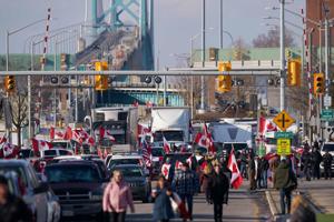 Demonstrationer stopper Toyota-produktion ugen ud i Ontario