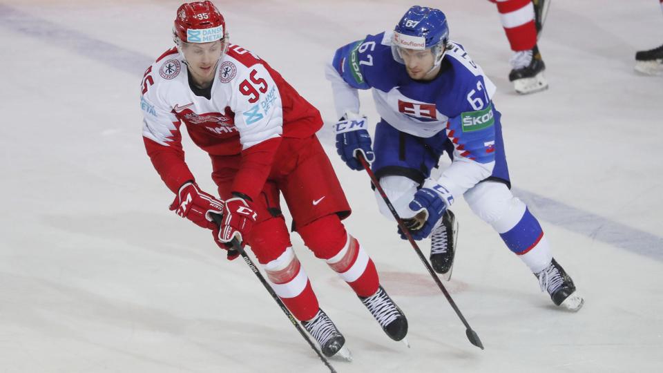 Nick Olesen kan endelig få lov til at gå på isen i Beijing efter at være kommet ud af isolation. <i>Vasily Fedosenko/Reuters</i>
