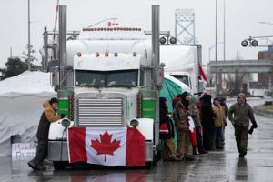 Chauffører beordres til at ophæve blokade af canadisk bro