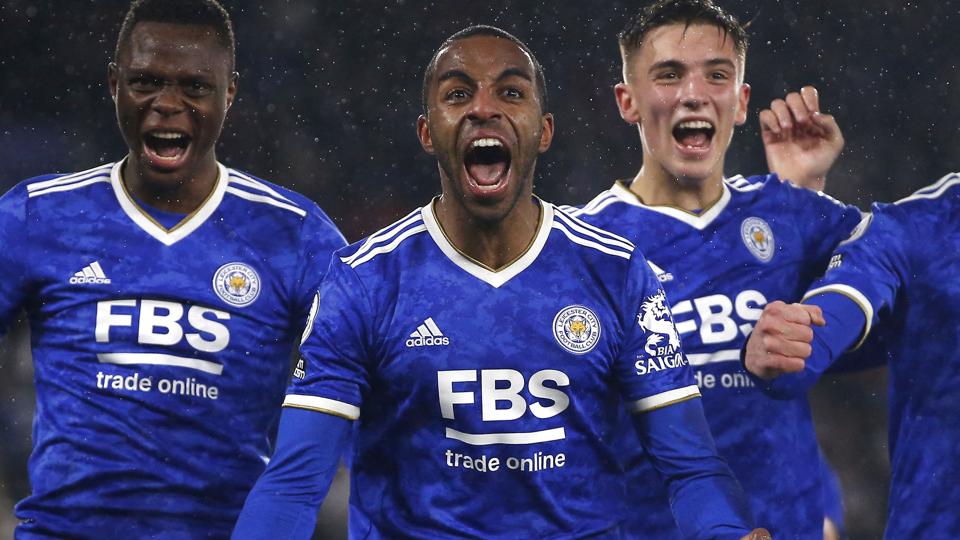 Ricardo Pereira troede længe, at han blev matchvinder, men Leicester smed sejren til sidst. <i>Craig Brough/Reuters</i>
