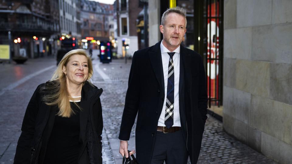 Specialanklager Kit Reumert og vicestatsadvokat Torben Thygesen fører ordet for anklagemyndigheden i den opsigtsvækkende sag mod den tidligere chef for Forsvarets Efterretningstjeneste. (Arkivfoto) <i>Martin Sylvest/Ritzau Scanpix</i>
