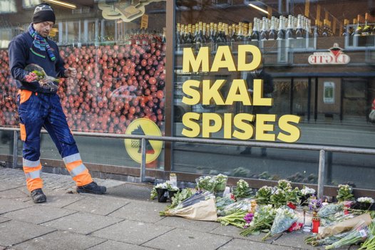 Jimmy Birk er skraldemand og kører dagligt på Vesterbro i Aalborg. - I den her uge har jeg været bange, hver gang jeg har åbnet en container, fortæller han. <i>Martin Damgård</i>