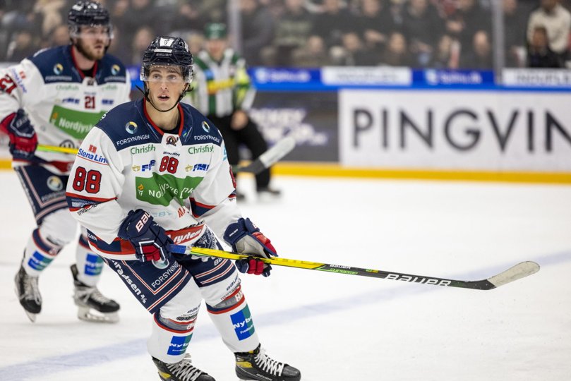 Jonathan Brinkmann var tilbage i Aalborg - nu i en White Hawks-trøje. Det blev ikke den store succes for den tidligere pirat. Foto: Martel Andersen <i>Foto: Martél Andersen</i>