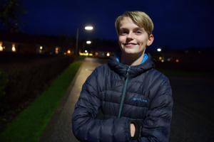 14-årige Lucas opdagede brand: Bankede løs på døren og vækkede beboer