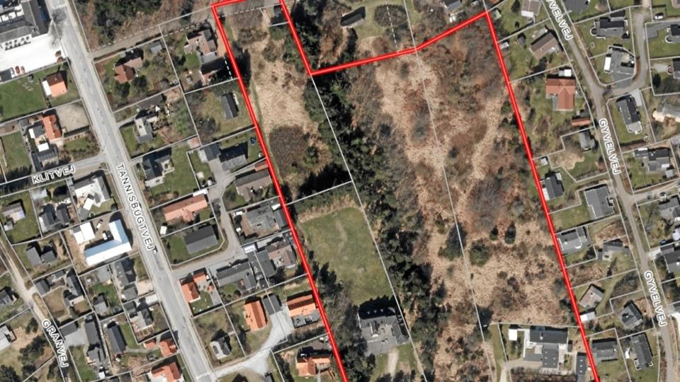 Området mellem Hybenvej og Fyrrevej, som måske skal udstykkes til i alt 36 grunde. Kilde: Hjørring Kommune