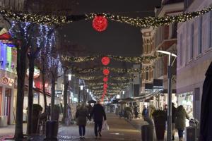 Stor forskel blandt de nordjyske kommuner: Se om du selv betaler for julelys i gågaden