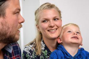 Glemte gazeklump i halsen på to-årig: Berygtet læge fra Brønderslev er fortsat under tilsyn