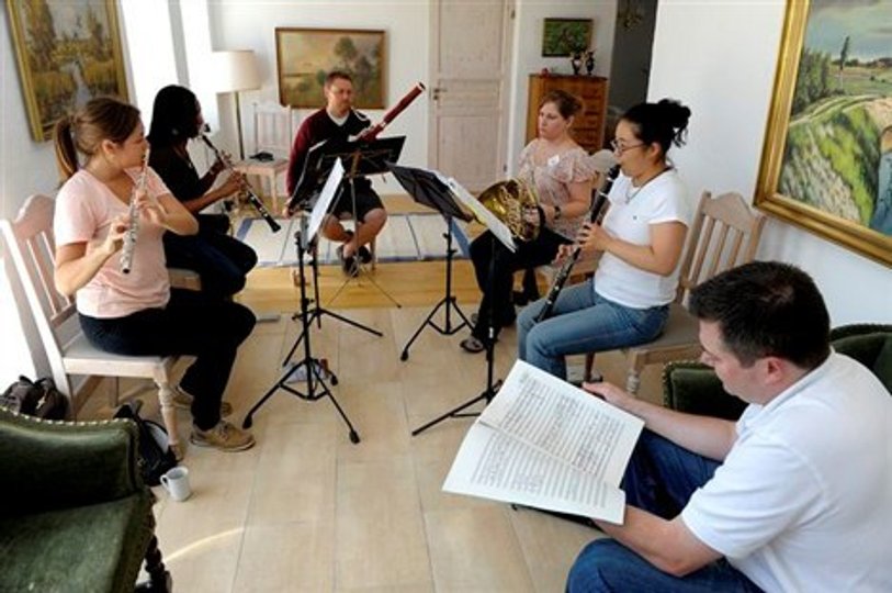 Ligesom i fjor bor og prøver deltagerne i Thy Masterclass Kammermusikfestival også i år på Bakkegården i Nr. Arup.
Arkivfoto: Peter Mørk
