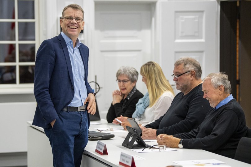 Borgmester Mikael Klitgaard (V) har hidtil været skeptisk ved at lave live-sending fra byrådsmøderne i Brønderslev Kommune. Men nu har han ændret indstilling. Arkivfoto: Henrik Louis <i>Foto: Henrik Bo</i>