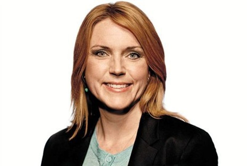 Danmarks nye social- og integrationsminister er først for nylig gjort bekendt med sagen, og hendes embedsmænd er nu sat i gang med at finde en løsning en grotesk regelkollision mellem de danske og færøske sociallovgivninger.
