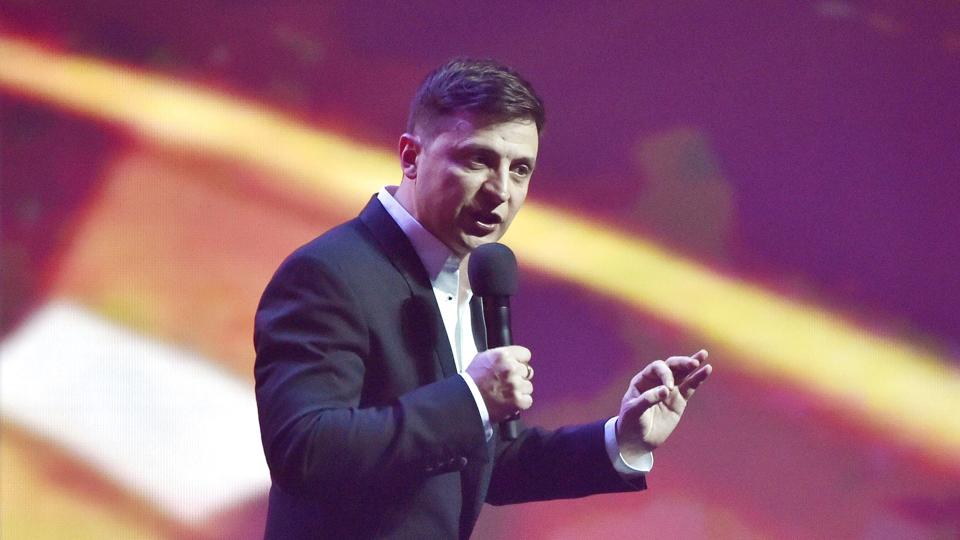 Volodimir Zelenskij gik fra at være tv-stjerne og komiker til at være præsident i Ukraine. (Arkivfoto) <i>Sergei Supinsky/Ritzau Scanpix</i>