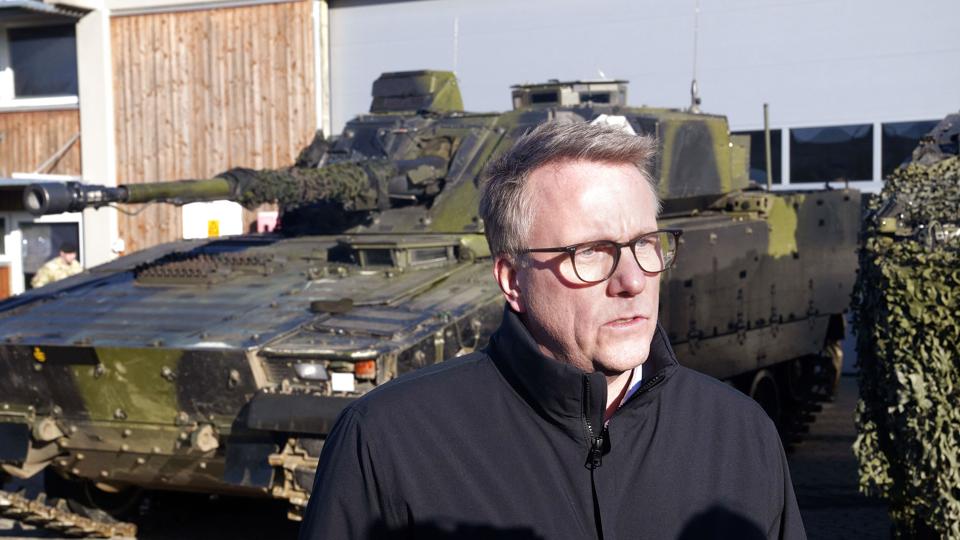 (Arkivfoto) Forsvarsminister Morten Bødskov (S) håber på en fredelig løsning i Ukraine, men mangler fortsat at se beviser for russisk tilbagetrækning. <i>Keld Navntoft/Ritzau Scanpix</i>