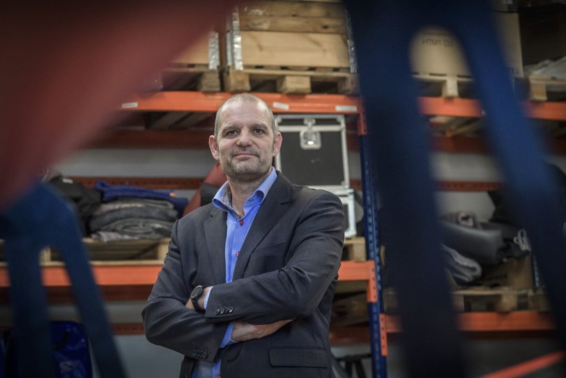 Med inspiration fra sønnens motorsportskarriere satser André S. Eriksen på en ny forretning.