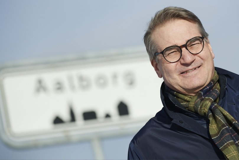 Peter Rasmussen er fra Aalborg, men han har altid haft hele verden som sin arbejdsplads. Foto: Henrik Bo <i>Foto: Henrik Bo</i>