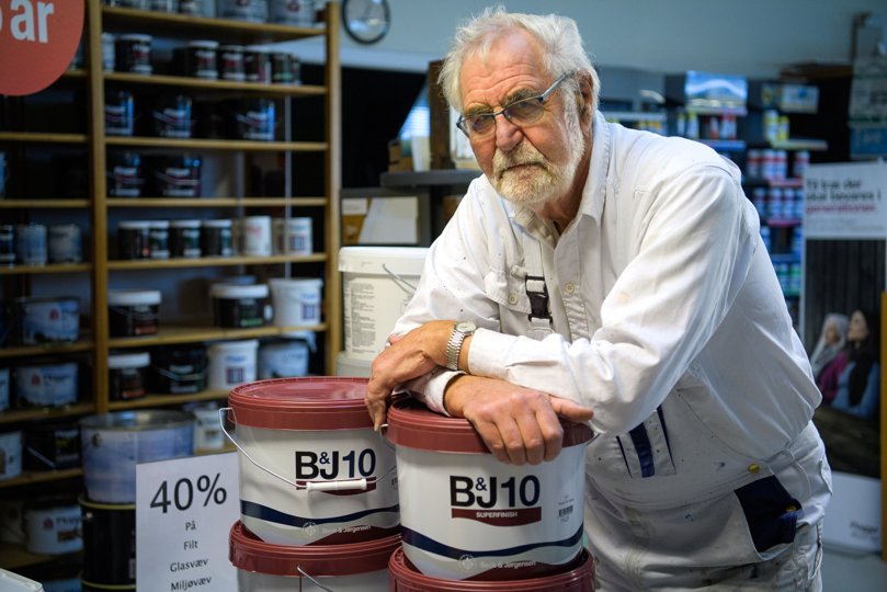Malermester Palle Rishøj er langt fra tilfreds med den behandling, han har fået hos Flügger. Foto: Bo Lehm <i>Bo Lehm</i>
