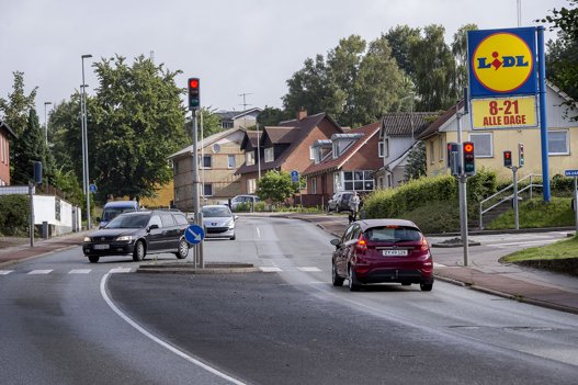 Der er otte lyskryds i Hobro midtby, og det ville være rart, hvis de snakkede sammen, lyder kritikken fra Svend Madsen. Arkivfoto: Lars Pauli <i>Lars Pauli</i>