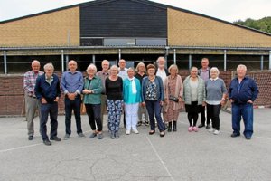 Nostalgisk klassetræf 65 år efter skolestart i Nørager: - Mødes allerede igen om to år