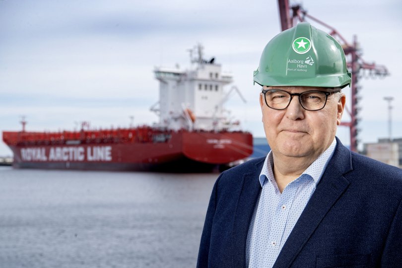 Claus Holstein er mildest talt ikke tilfreds med, at storkunde stopper sejlads fra Aalborg Havn et halvt år før tid. Foto: Lars Pauli <i>Foto: Lars Pauli</i>