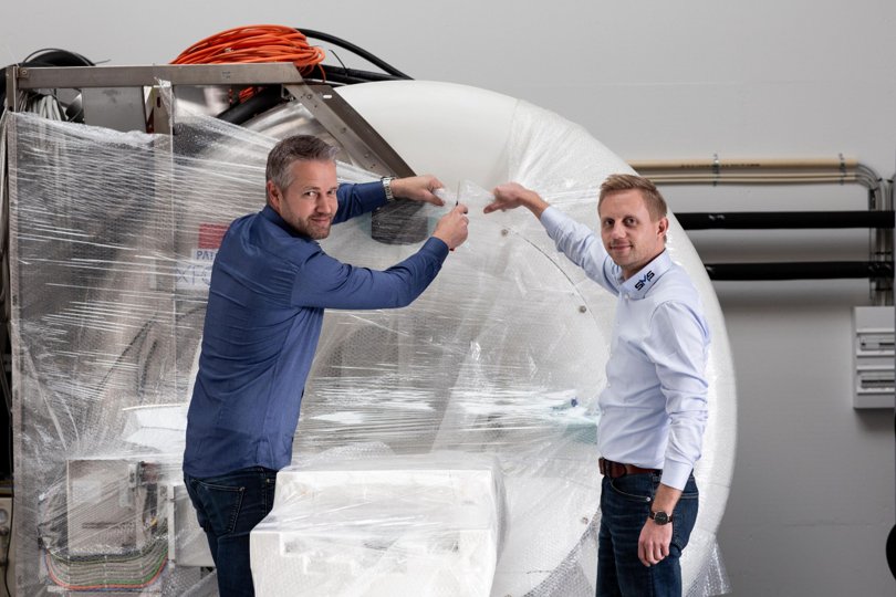 Jens Krohn (til venstre) grundlagde Scandinavian Medical Solutions for tre år siden. I dag er virksomheden på børsen og kommer med voksende million-overskud. Foto: Scandinavian Medical Solutions