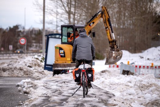 Det kan lade sig gøre at rydde cykelstierne for sne, som man kan se her. Foto: Torben Hansen