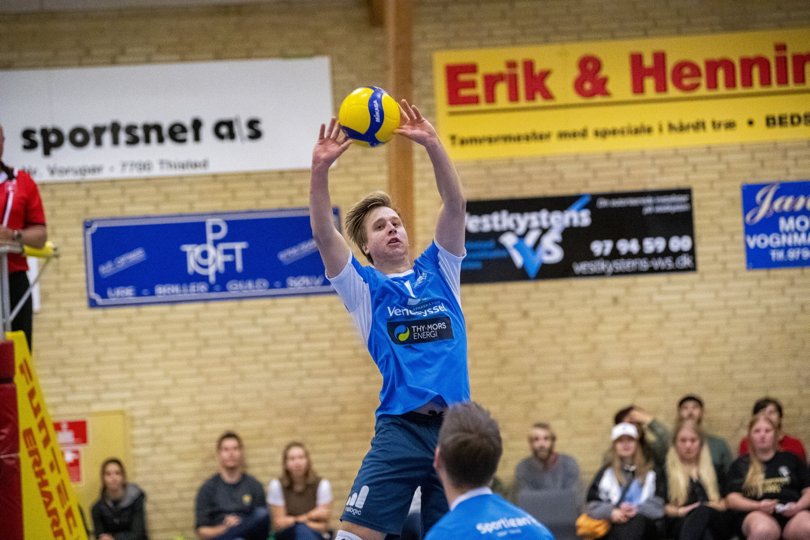 Bedsted KFUM kunne ikke klare topholdet fra Aalborg Volleyball.Arkivoto Lars Pauli