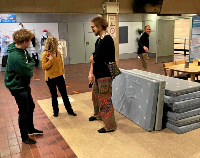 Der var sørget for madrasser og tæpper, så alle kunne få en god nats søvn. Foto: Torben Ladefoged <i>Torben Ladefoged</i>
