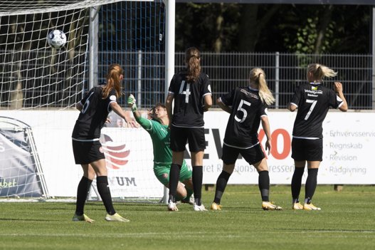 FC Thy-Thisted Q og AaB tørnede lørdag sammen i Gjensidige Kvindeligaen. Foto: Henrik Bo <i>Foto: Henrik Bo</i>