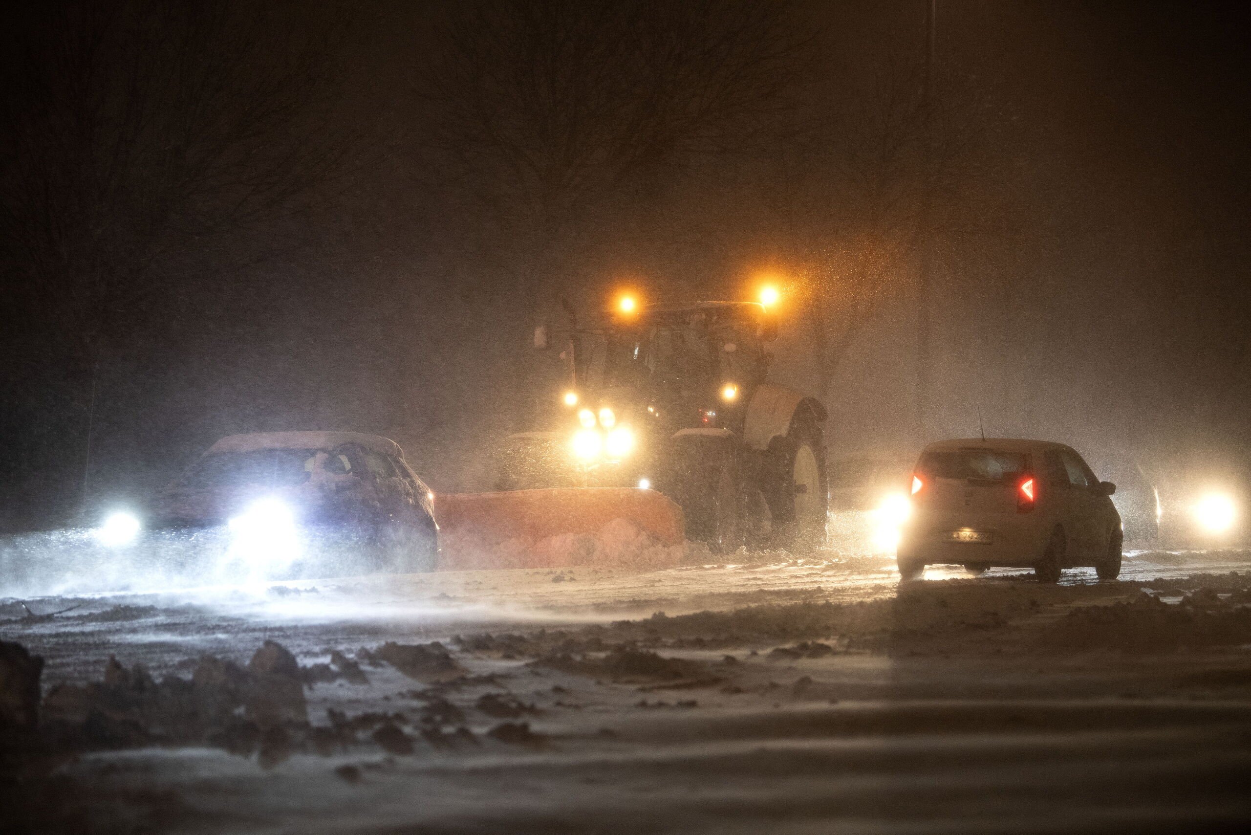 See the pictures: Snow chaos in North Jutland