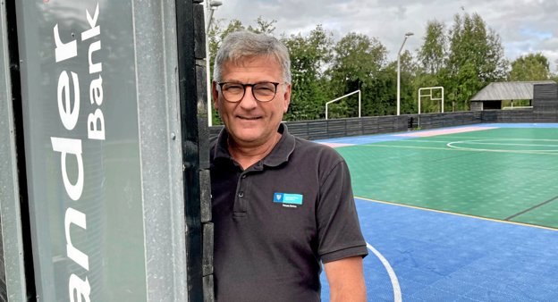 Jan Gerts ved den udendørs multibane. Foto: Helge Søgaard
