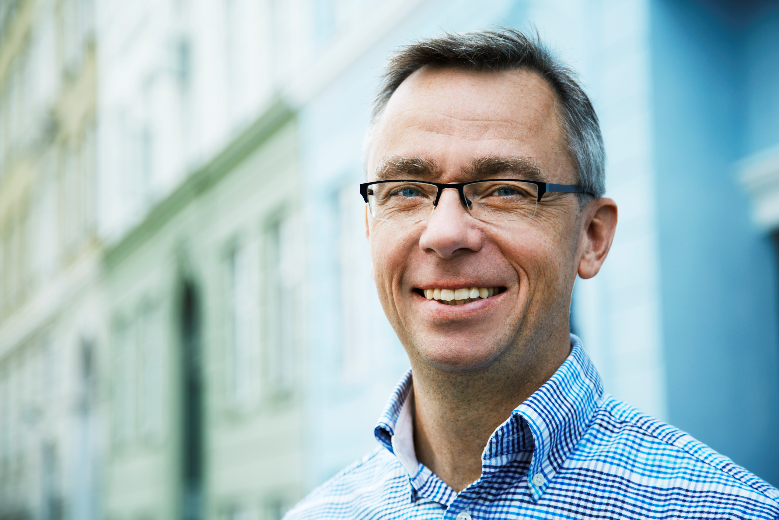 Vi har aldrig haft flere penge stående i pengeinstitutterne end nu. Det mærker blandt andre investeringsøkonom Per Hansen fra online-børsmægleren Nordnet: Foto: Nordnet