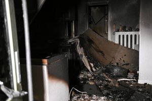 Brand raserede køkken i ubeboet hus