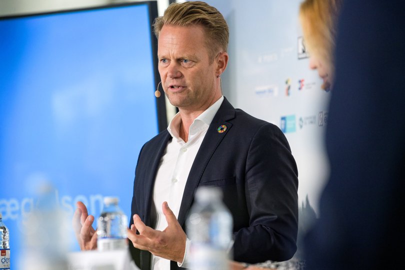 Jeppe Kofod erkendte, at emnet for paneldebatten med baggrund i situationen i Afghanistan var bund aktuel.