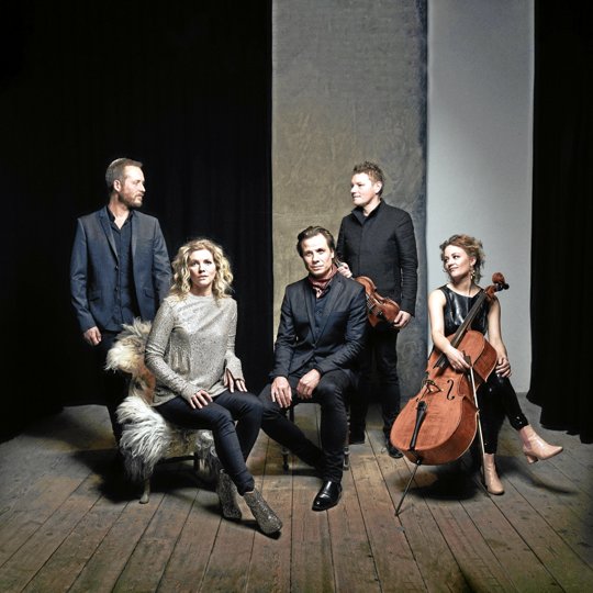 Blum & Haugaard Band indleder sammen med stryge- og vokalgruppen Vesselil festivalen fredag 2. juli på Vitskøl Kloster. PR-foto