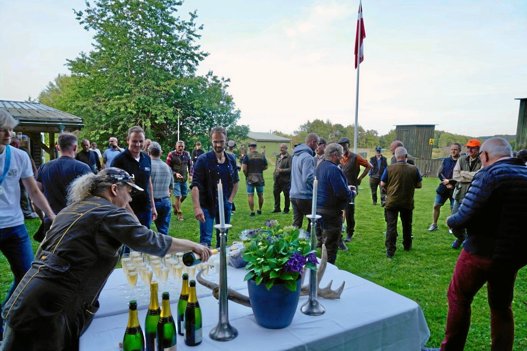 Omkring 60 medlemmer af SSV deltog i hyldestfesten tirsdag aften ved klubhuset på Banesvinget i Støvring. Privatfoto
