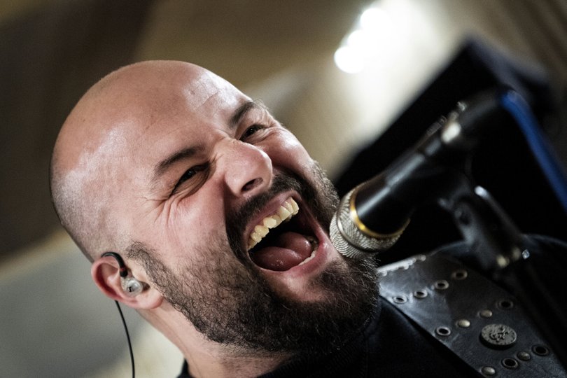Bandet Mercenary - med forsanger René Pedersen i spidsen - har for længst opnået kultstatus. Snart udkommer deres ottende album. Foto: Henrik Bo <i>Foto: Henrik Bo</i>