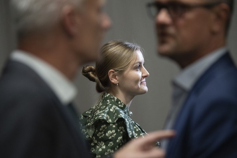 Katastrofen udeblev. Konservative og Signe Nøhr kan nu for alvor se fremad efter partiets fire år i den lokalpolitiske kulde. Her mellem K-gruppeformand Henrik Dalgaard (tv.) og forvaltningschef Morten Lund. <i>Foto: Claus Søndberg</i>