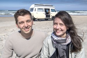 Frihed på hjul: Unge nordjyder indtager Europa i gammelt folkevognsrugbrød