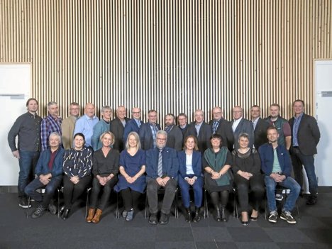 De 25 nuværende byrådsmedlemmer i Rebild. Foto: Rebild Kommune