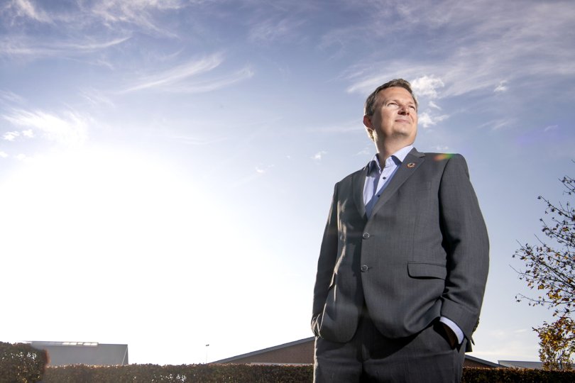 Som succesrig iværksætter med et sjældent kendskab til kommunal økonomi tror Morten Lindblad, at han kan gøre en særdeles kontant forskel, hvis han vælges til byrådet.