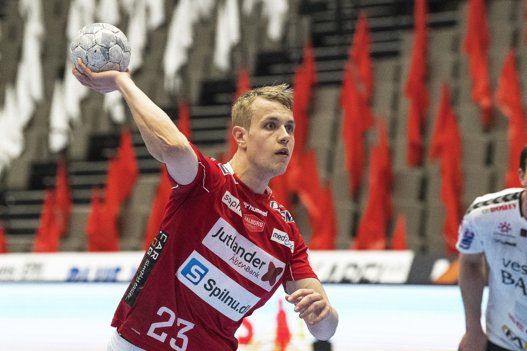 Buster Juul lavdede 10 mål på 12 forsøg i kampen. Foto: Kim Dahl Hansen <i>Foto: Kim Dahl Hansen</i>