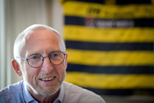 - Jeg kan godt tage en dag, hvor jeg kun spiser gulerødder for at undgå at komme til at bule ud, siger borgmester Mogens Jespersen, Venstres borgmesterkandidat i Mariagerfjord Kommune. Foto: Bo Lehm <i>Bo Lehm</i>