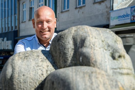 Jens-Henrik Kirk fra de Konservative er åben for at pege på både en blå og en rød borgmester - det kommer an på, hvor han på valgnatten kan få størst indflydelse. Foto: Henrik Bo <i>Foto: Henrik Bo</i>